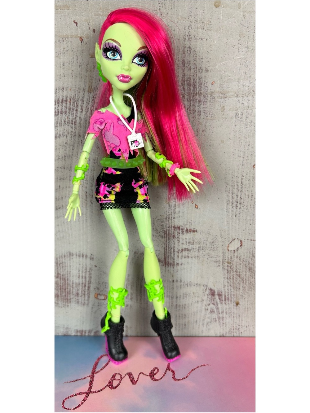 Monster High Venus McFlytrap Music Festival Doll
